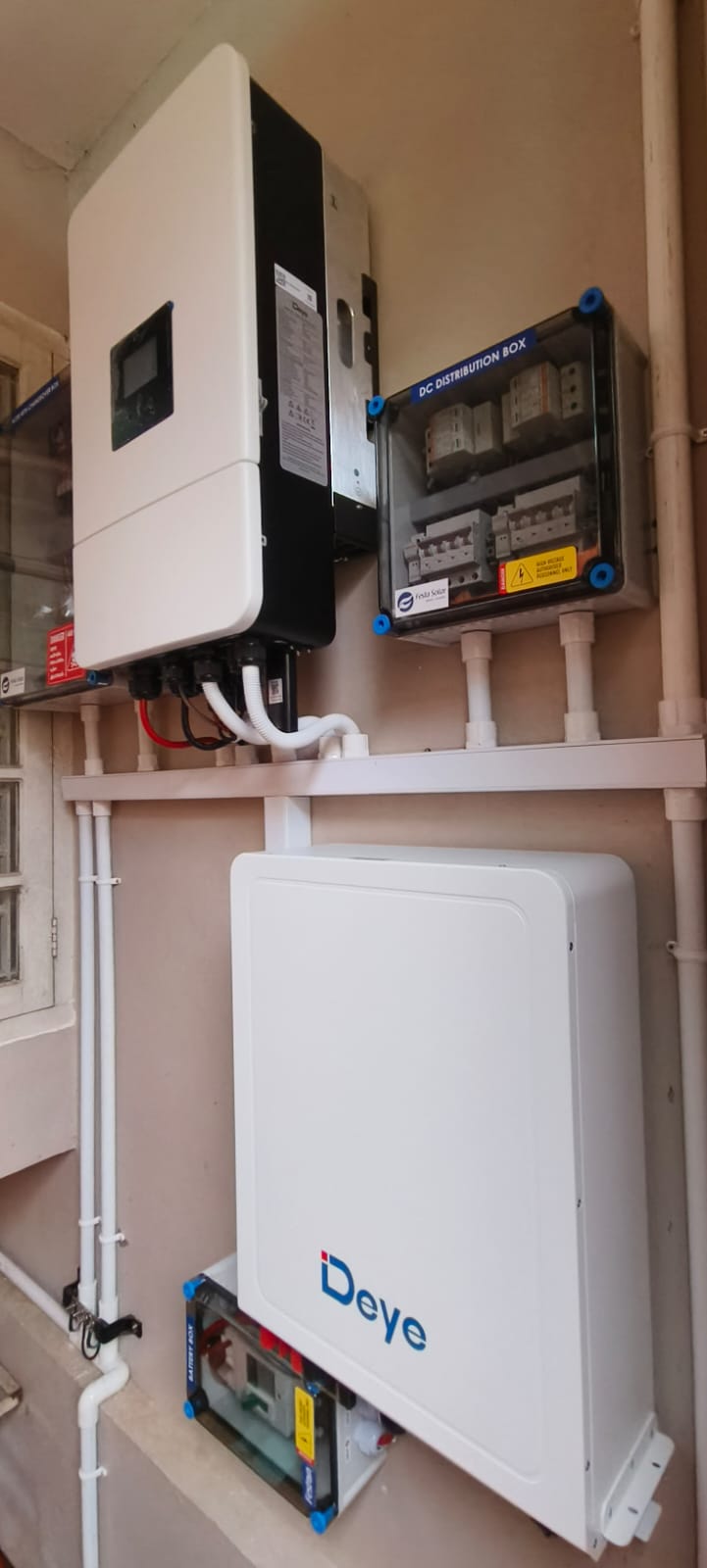 Image of 12KW HYBRID SOLAR SYSTEM project in MUKKATUKARA,THRISSUR
